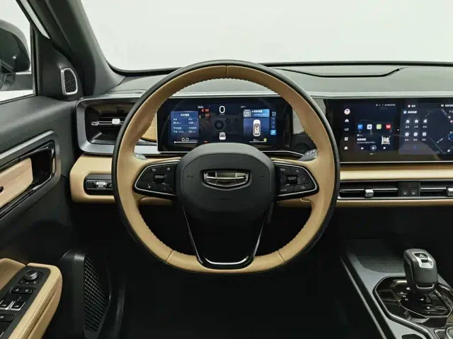 Geely ICON — Фото автомобиля 11