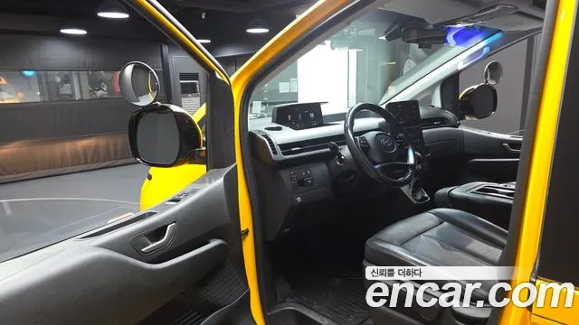 Hyundai Staria — Фото автомобиля 10