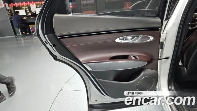 Genesis GV70 2.5T Бензин AWD — Фото автомобиля 20