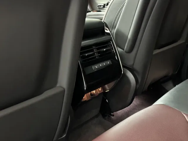 Land Rover Range Rover Sport — Фото автомобиля 17