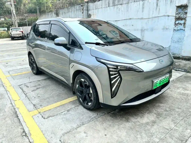 GAC Aion Y — Фото автомобиля 2