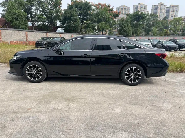 Toyota Avalon — Фото автомобиля 4