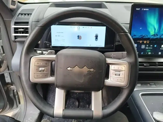 BYD FangChengBao Titanium 7 — Фото автомобиля 10
