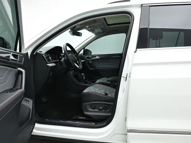 Volkswagen Tiguan L PHEV — Фото автомобиля 14