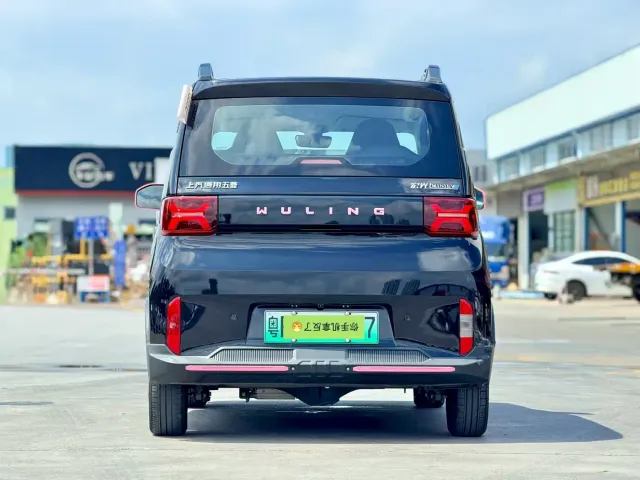 Wuling Hongguang Mini EV — Фото автомобиля 5