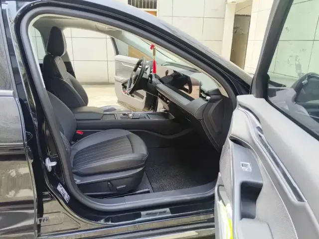 Ford Mondeo 2025 1.5T EcoBoost Luxury — Фото автомобиля 10