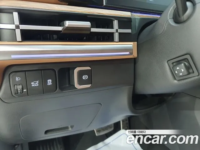 Hyundai Santa Fe MX5 — Фото автомобиля 16