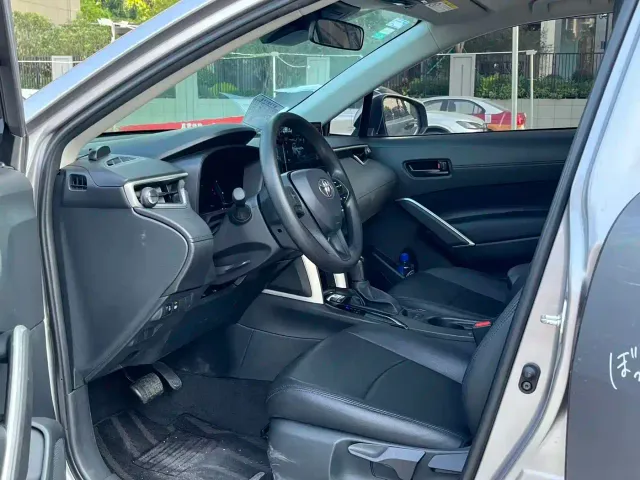 Toyota Corolla Cross — Фото автомобиля 11