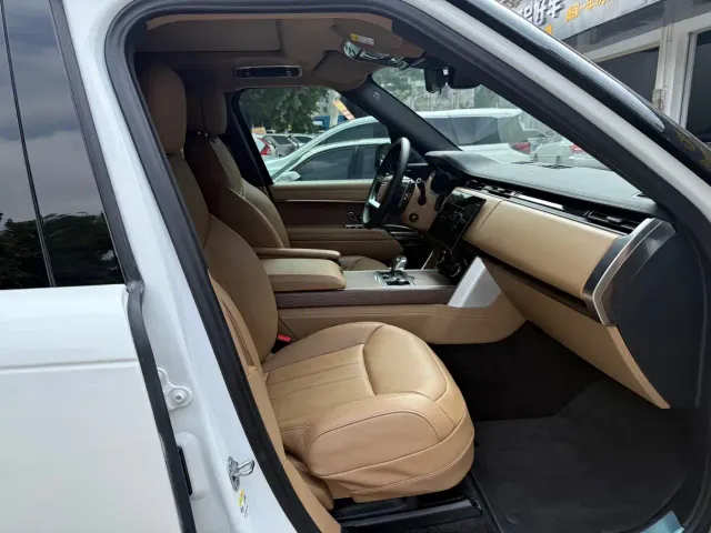 Land Rover Range Rover — Фото автомобиля 11