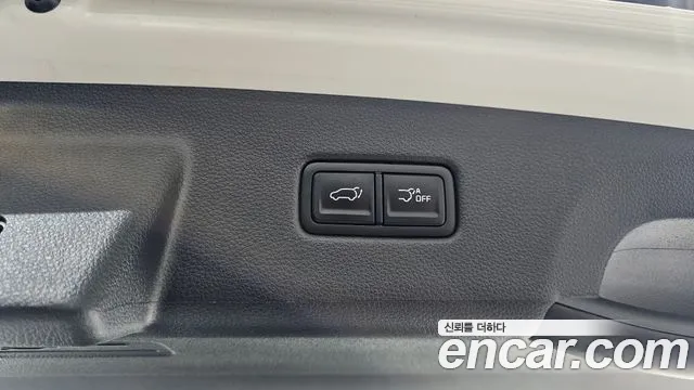 Kia Canival — Фото автомобиля 20
