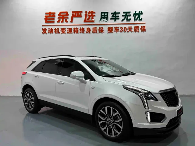 Cadillac XT5 — Фото автомобиля 3