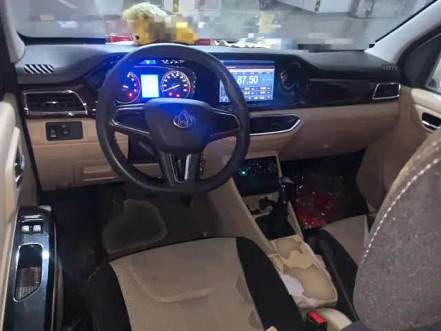 Changan Kuayue Kuayuexing V5 — Фото автомобиля 12