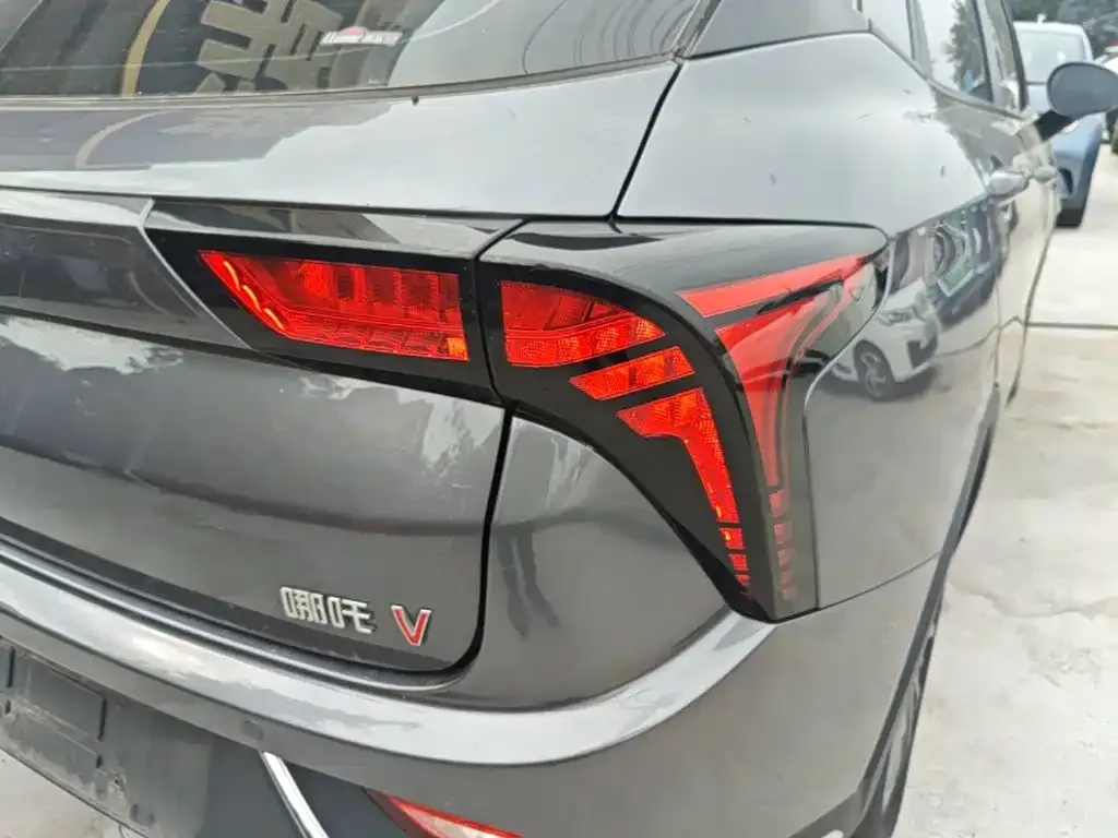 Nezha Auto Nezha V 2022 Tide 300 Lite Ternary Lithium — Фото автомобиля 7