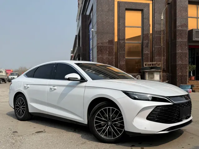 BYD Qin L — Фото автомобиля 3
