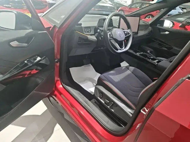 Volkswagen ID.3 — Фото автомобиля 15