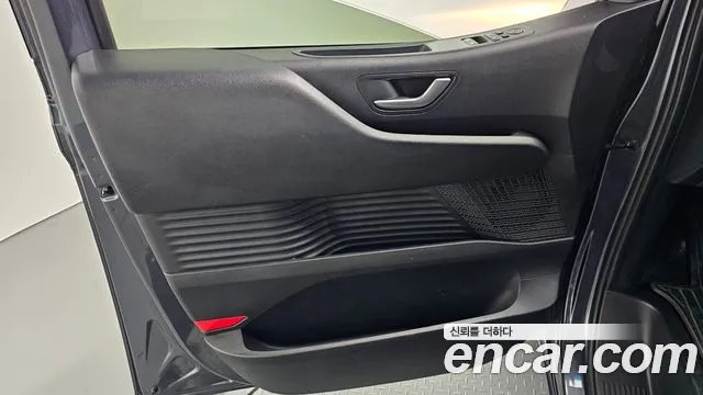 Hyundai Staria Staria Карго 3 места — Фото автомобиля 20