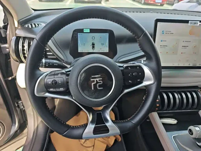 BYD Yuan PLUS — Фото автомобиля 10