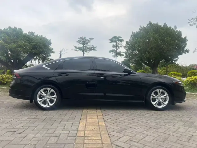 Honda Accord — Фото автомобиля 14