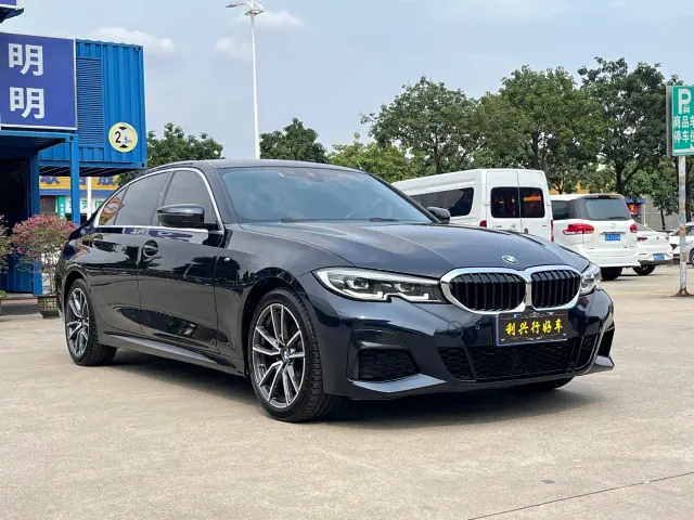 BMW 3 Series — Фото автомобиля 3