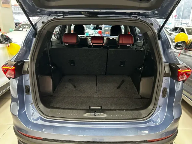 Jetour X70 Plus — Фото автомобиля 9
