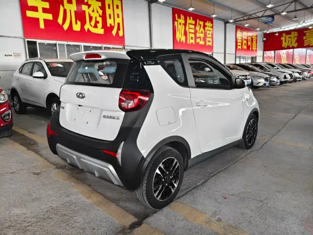 Chery eQ1 — Фото автомобиля 8