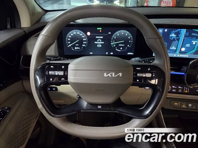 Kia Carnival 4th Gen — Фото автомобиля 11