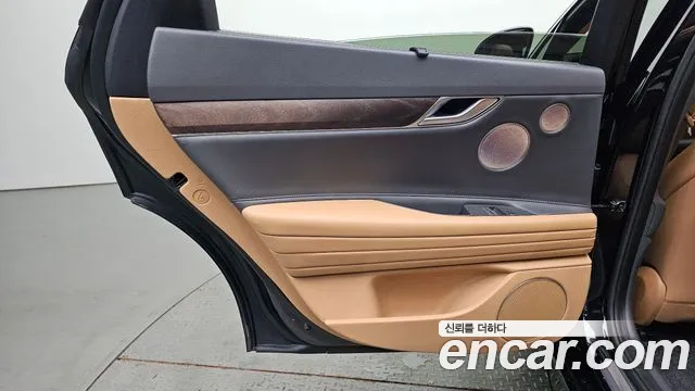 Genesis G80 RG3 — Фото автомобиля 14