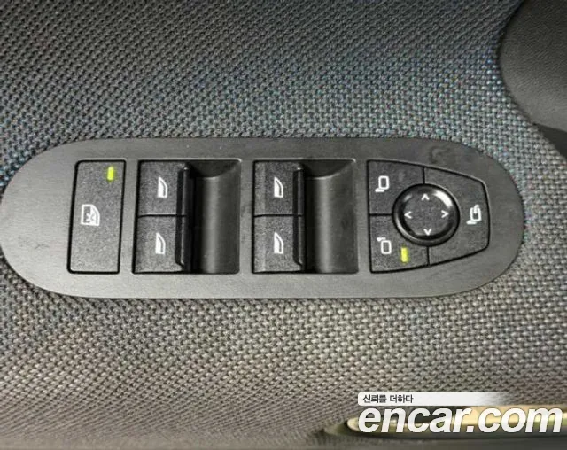 MINI Aceman 1st Gen — Фото автомобиля 15
