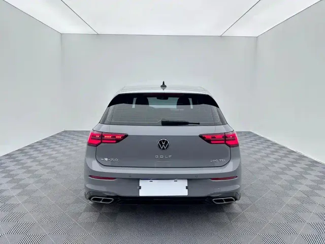 Volkswagen Golf — Фото автомобиля 5