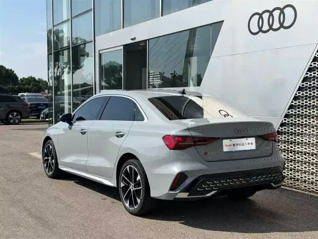 Audi A3 — Фото автомобиля 5