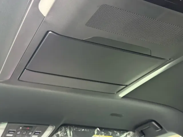 Toyota Vellfire — Фото автомобиля 18