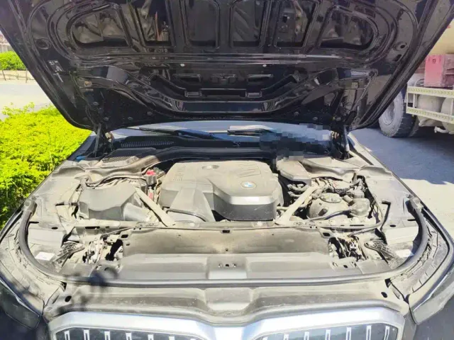 BMW 5 Series — Фото автомобиля 9