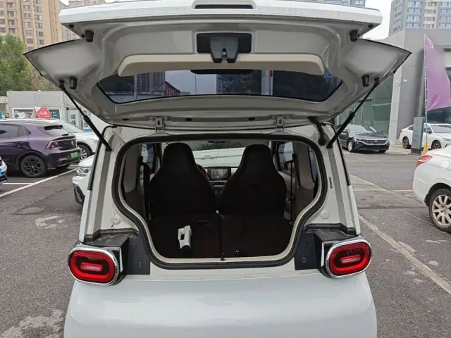 Wuling Motors Hongguang MINIEV 2024 Model 3rd Generation 170km — Фото автомобиля 18