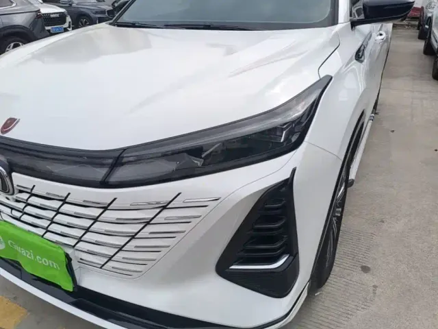 Changan CS75 Plus — Фото автомобиля 23