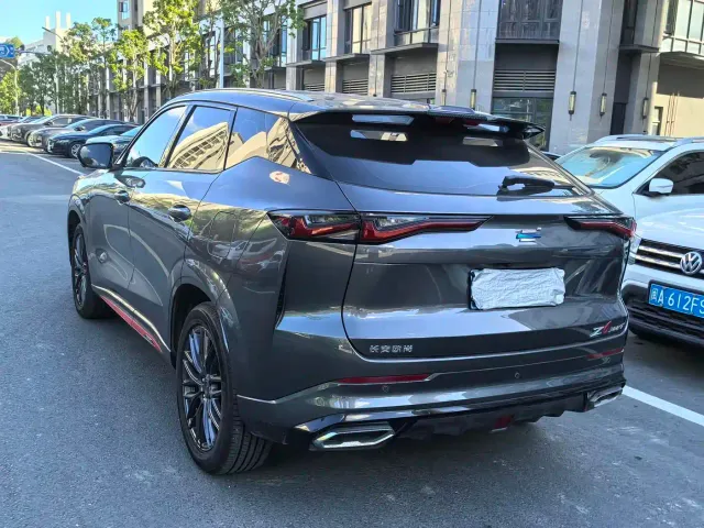 Changan Z6 — Фото автомобиля 7
