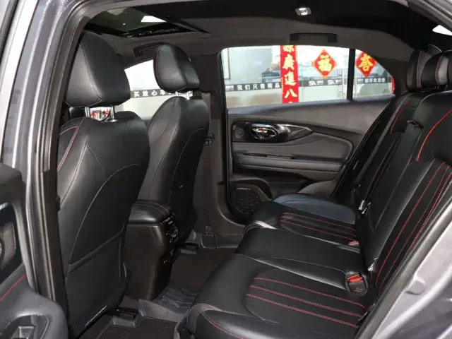 GAC Trumpchi Emkoo — Фото автомобиля 10