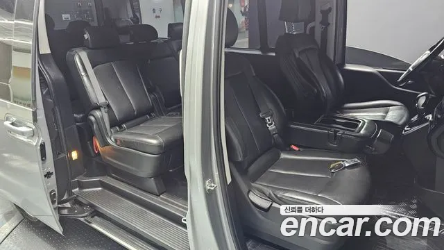 Hyundai Staria Staria Tourer 11 мест — Фото автомобиля 11