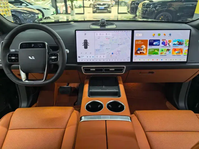 Li Auto L9 — Фото автомобиля 6