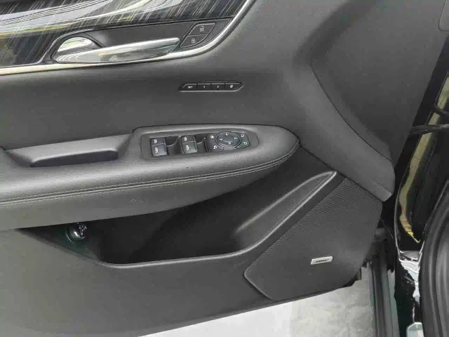 Cadillac XT6 — Фото автомобиля 5