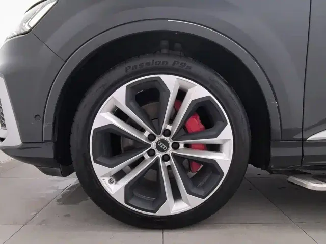 Audi Q7 — Фото автомобиля 17