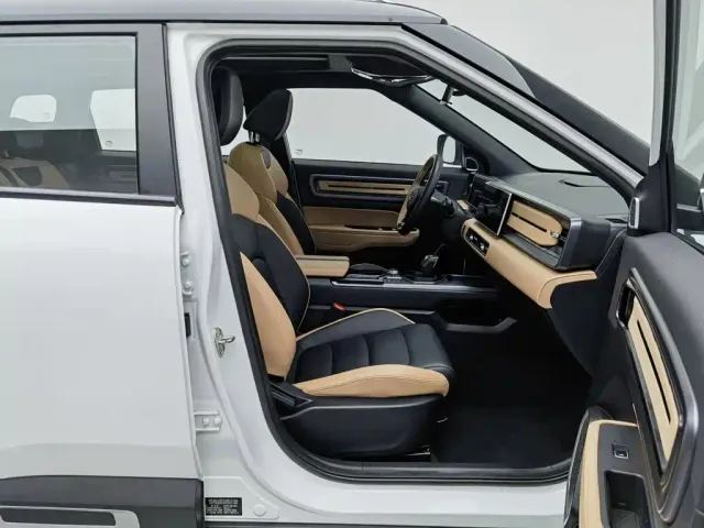 Geely ICON — Фото автомобиля 23