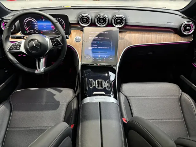 Mercedes-Benz C-Class — Фото автомобиля 4