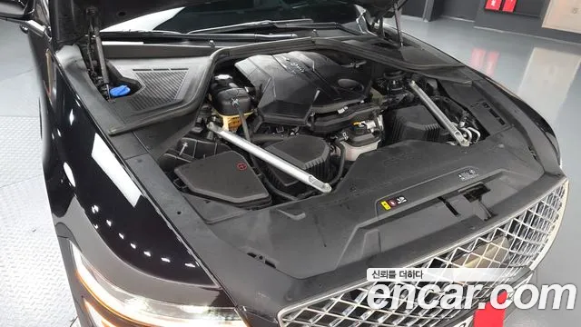 Genesis G80 Бензин 3.5 турбо AWD — Фото автомобиля 4