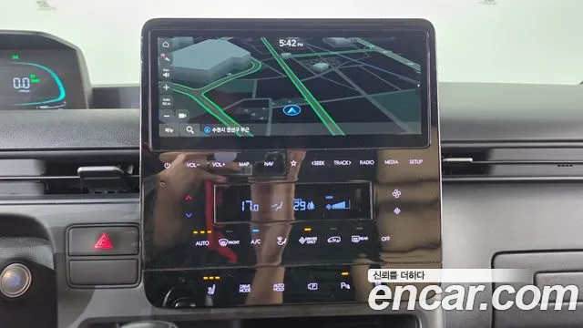 Hyundai Staria Staria — Фото автомобиля 11
