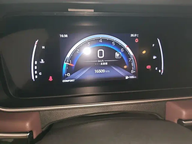 GAC Trumpchi M6 — Фото автомобиля 11