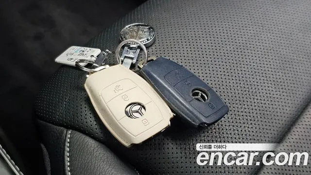 Mercedes-Benz E-Class W213 — Фото автомобиля 30