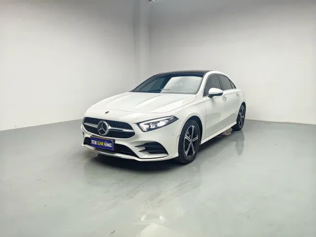 Фотография автомобиля — Mercedes-Benz A-Class