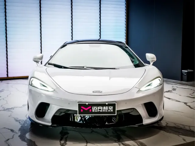 McLaren GT — Фото автомобиля 2