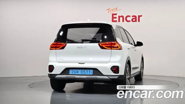 Kia Niro — Фото автомобиля 4