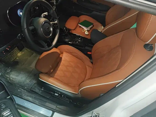 MINI Clubman — Фото автомобиля 16